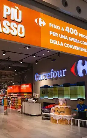 Façade d'un Carrefour Italie