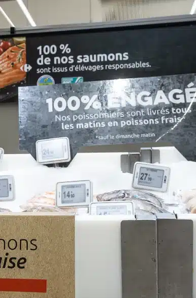 Rayon poissonnerie "100% de nos saumons sont issus d'élevages responsables"