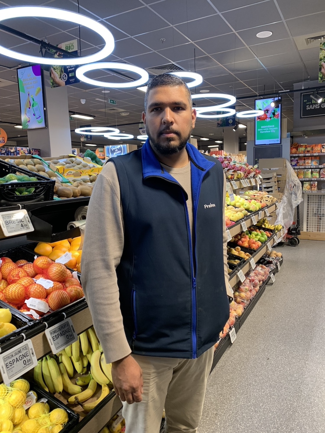 Prabou Zearamane, locataire-gérant d'un magasin Carrefour City dans Paris